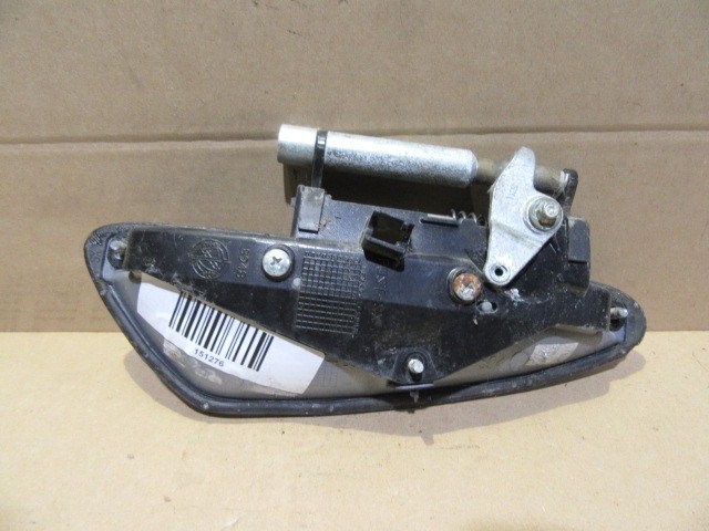 151276 Alfa Romeo 159 ezüst színű, bal hátsó külső kilincs