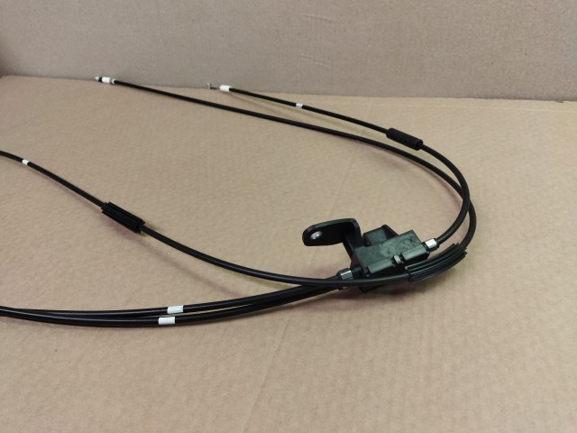 Alfa Romeo Giulia 2016-   2.0  benzin, gyári új  motorháztető nyitó bovden