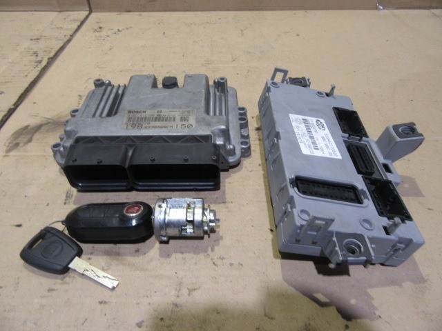 151500 Fiat Bravo 2007-2014 1,9 16v Diesel motorvezérlő szett 51828270 , 0281013580