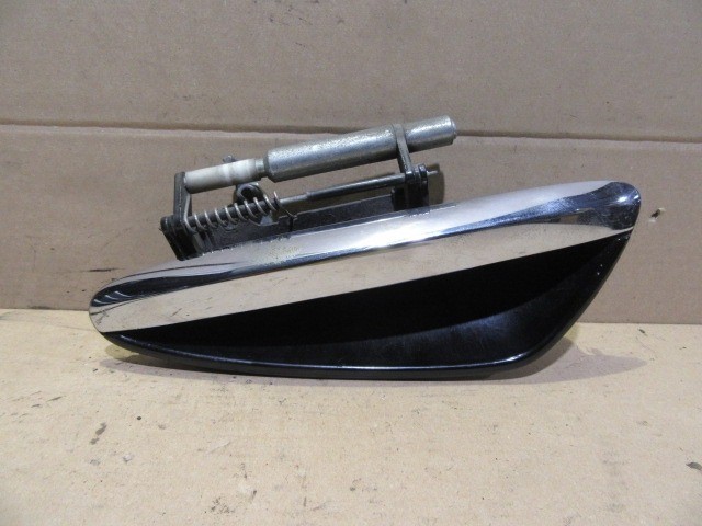 151443 Alfa Romeo 159 fekete színű, bal hátsó külső kilincs