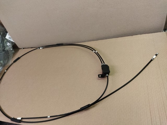 Alfa Romeo Giulia 2,2 Diesel, 2,9 benzin gyári új motorháztető nyitó bovden 50562216