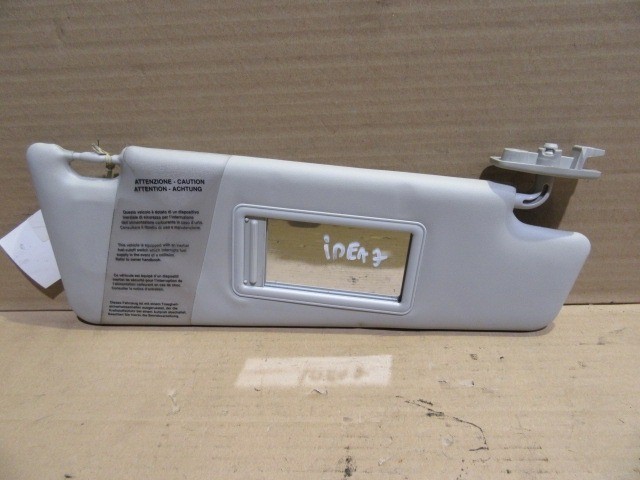 Fiat Idea, Lancia Musa szürke színű, tükrös jobb oldali napellenző