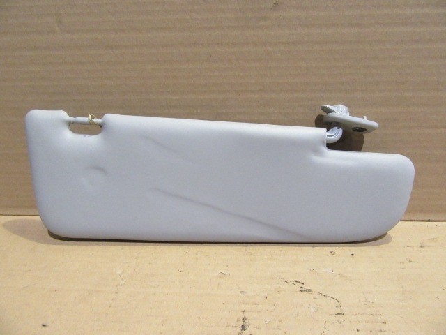 Lancia Ypsilon III. 2011- világos szürke színű, bal oldali napellenző