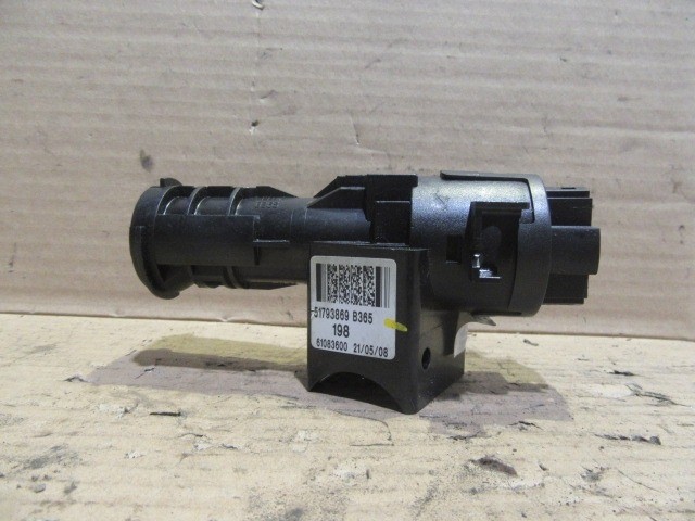 Lancia Delta 2008-2014 gyújtáskapcsoló ház 51793869