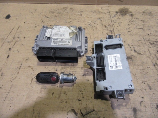 153241 Fiat Bravo 2007-2014 1,6 16v Diesel motorvezérlő szett  51921280 , 0281018794