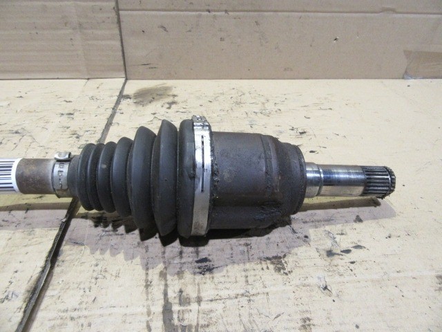 Fiat Doblo III. 2009-2015 1,3 16v Diesel bal oldali féltengely 