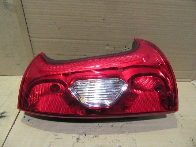 Fiat Panda III. 2012- jobb hátsó lámpa 52102350