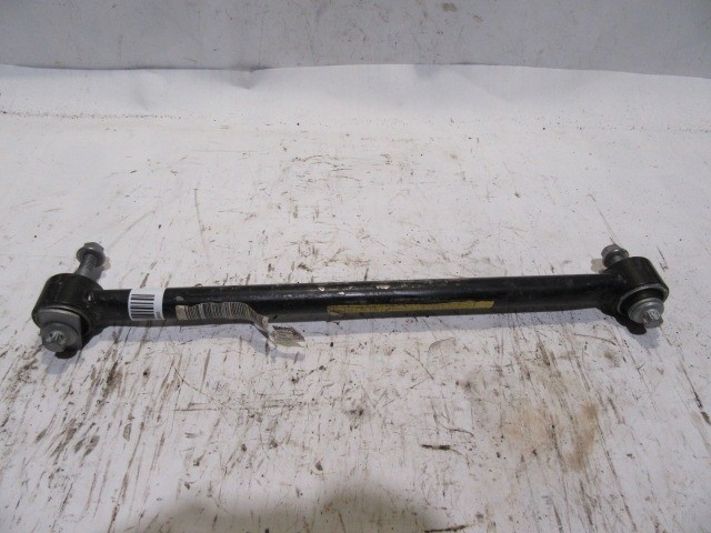 Jeep Renegade hátsó futómű, első kereszt lengőkar 51945317