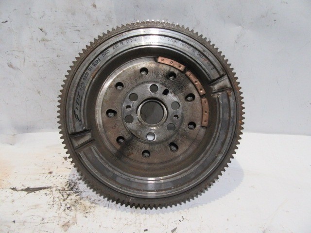 Alfa Romeo MiTo, Fiat Bravo 2007-2014, Lancia Delta 2008-2014 1,6 16v Diesel két tömegű lendkerék 55207746