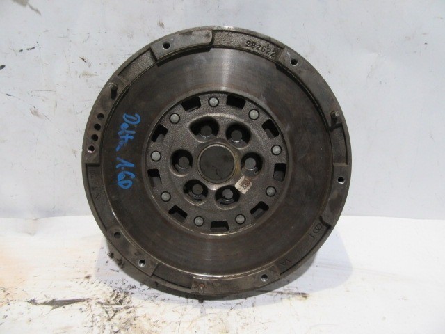 Alfa Romeo MiTo, Fiat Bravo 2007-2014, Lancia Delta 2008-2014 1,6 16v Diesel két tömegű lendkerék 55207746