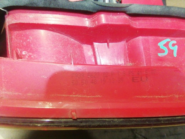 Alfa Romeo 159 jobb hátsó belső lámpa 50504819