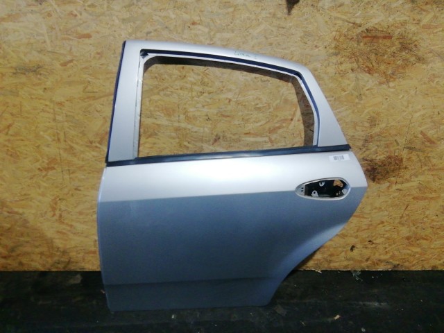 153775 Fiat Linea bal hátsó ajtó