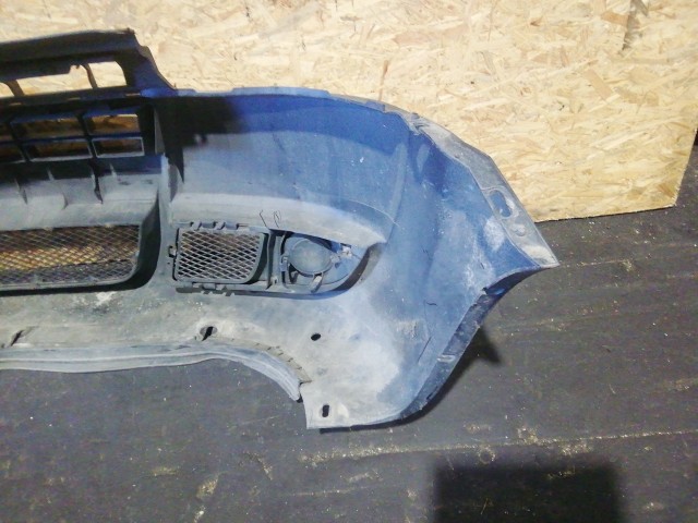 153783 Fiat Doblo 2005-2009 első lökhárító, a képen látható sérüléssel 735417815