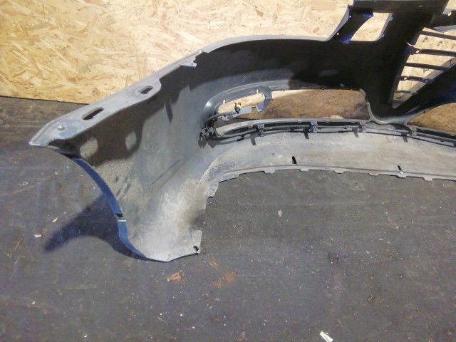 153797 Alfa Romeo Gt 2003-2010 első lökhárító a képen látható sérüléssel 