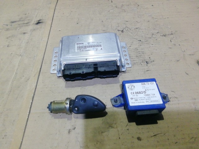 153829 Alfa Romeo 156 2,4 10v Diesel motorvezérlő szett 46801303 , 0281010741