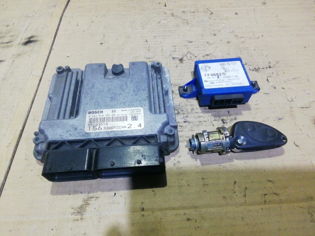 153831 Alfa Romeo 156 2,4 20v Diesel motorvezérlő szett 55193518 , 0281010988