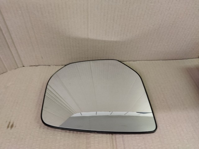 Citroen Berlingo 2008-2012, Peugeot Partner 2008-2012 utángyártott új jobb oldali fűthető tükörlap 