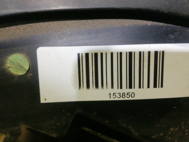 153850 Alfa Romeo 147 2005-2010 bal első fényszóró a képen látható sérüléssel