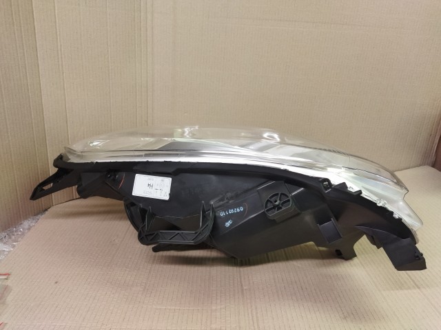 Citroen Berlingo, Peugeot Partner 2008-2018 utángyártott új, bal első fényszóró