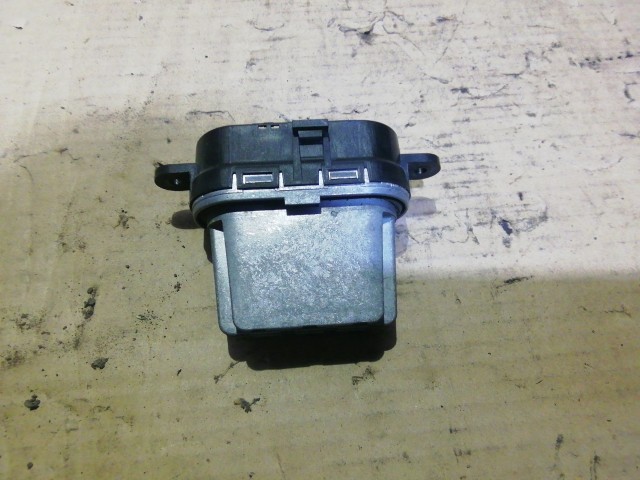 Alfa Romeo 147 fűtőmotor előtét ellenállás 52412557