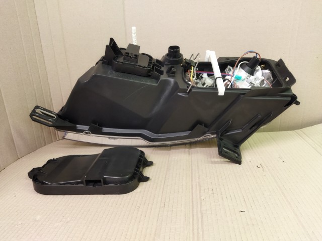 Fiat Stilo 5 ajtós, utángyártott új, TYC, jobb első fényszóró