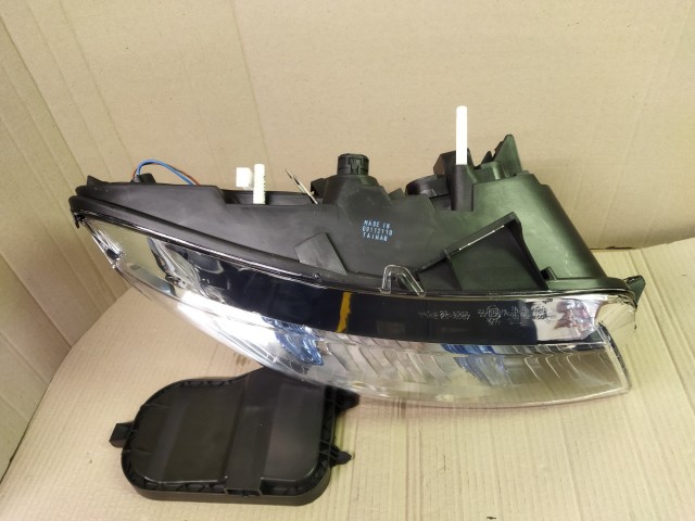 Fiat Stilo 5 ajtós, utángyártott új, TYC, jobb első fényszóró