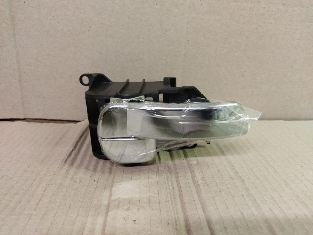 Nissan Navara 2005-2011 utángyártott új, jobb első belső kilincs