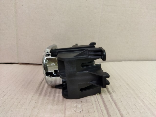 Nissan Navara 2005-2011 utángyártott új, bal első belső kilincs 