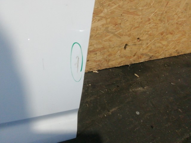 153958 Citroen C3 2008-2016 bal első  fehér színű ajtó, a képen látható sérüléssel