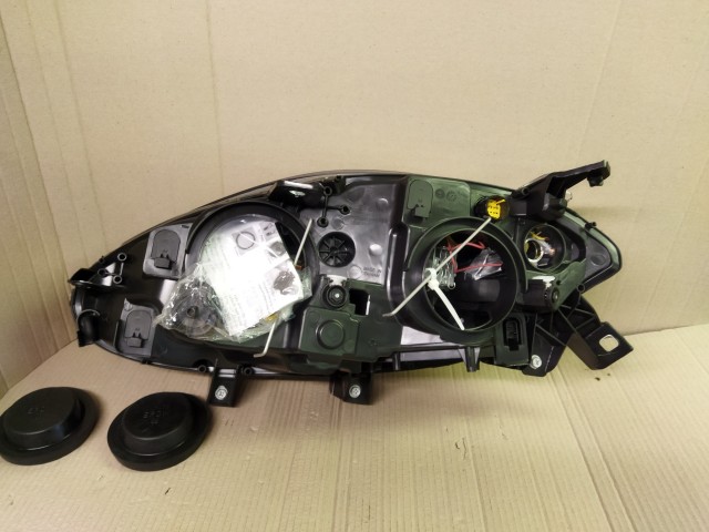 Fiat Bravo 2007-2014 utángyártott új, jobb első fényszóró Depo gyártmány 51877883