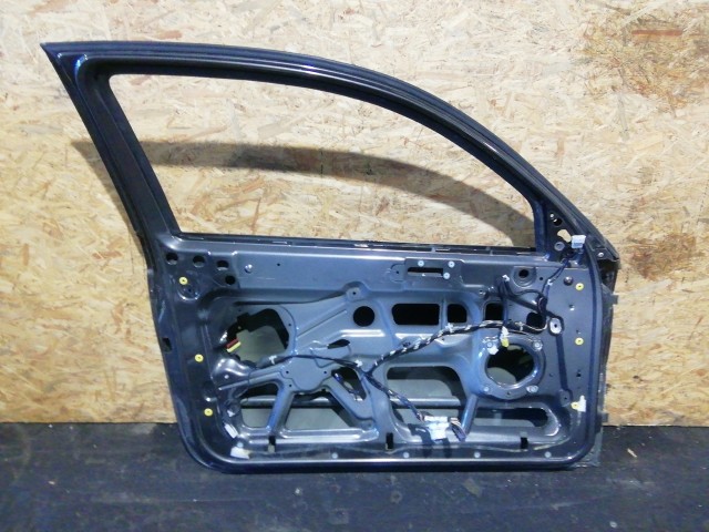 153961 Alfa Romeo 147 3 ajtós bal oldali ajtó