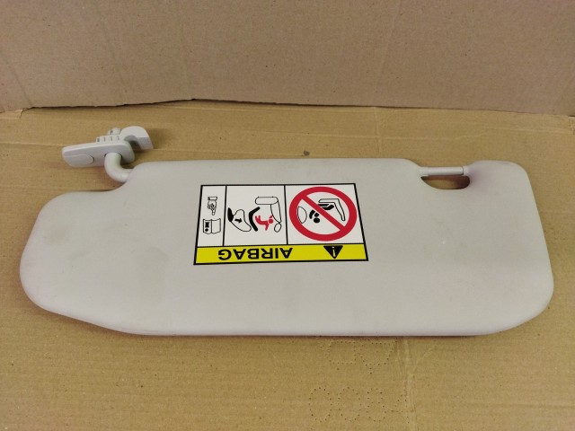 Fiat Tipo 2015- jobb oldali napellenző, felhajtható tükrös