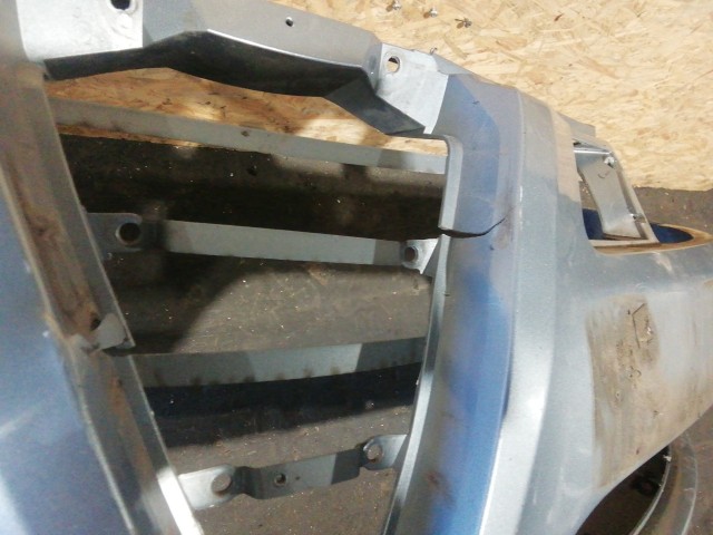 153797 Alfa Romeo Gt 2003-2010 első lökhárító a képen látható sérüléssel 