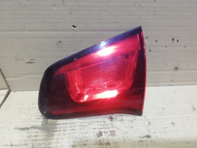 153982 Citroen C3 2010-2013 Jobb hátsó belső lámpa 9685225480