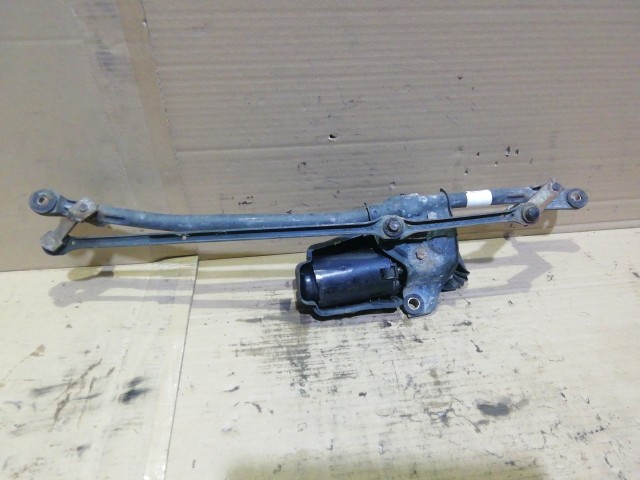 Alfa Romeo 156 első Ablaktörlő motor mechanikával szögletes csatlakozós!!!!!!