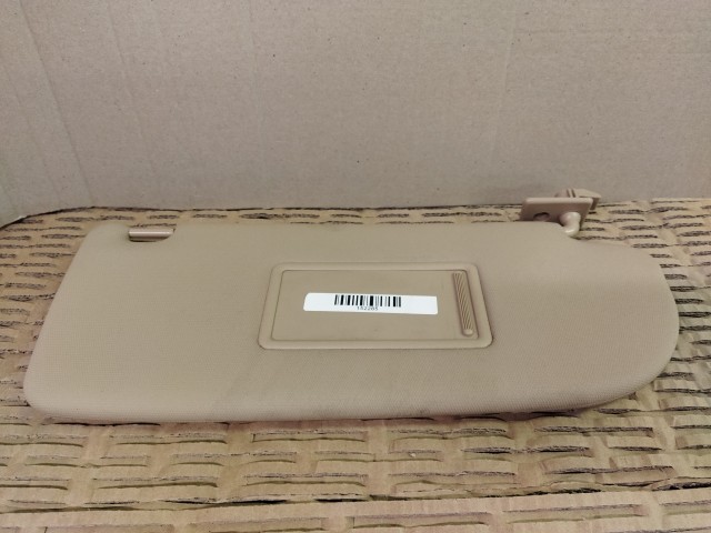 Lancia Lybra bézs színű, elhúzható tükrös, jobb oldali napellenző