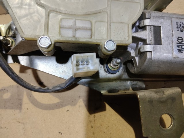 Fiat Doblo 2000-2009 hátsó ablaktörlő motor, ketté nyíló ajtós kivitelhez 