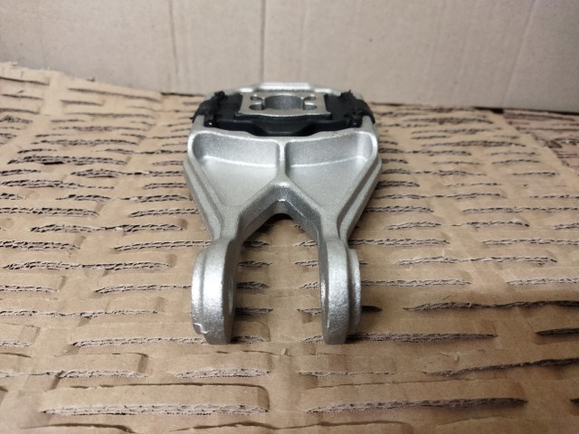 Fiat Stilo 1,9 Diesel utángyártott új alsó kitámasztó gumibak 46781893