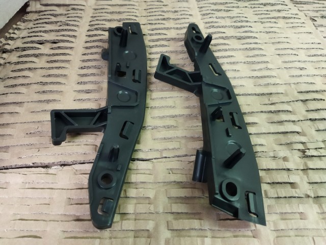 Citroen C3 2010-2016, Ds3 2010- utángyártott új első lökhárító tartó pár 