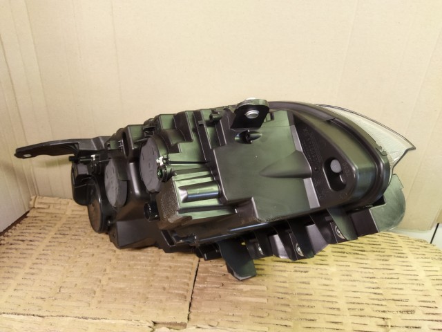 Fiat Doblo 2015-2022 gyári beszállítós új, (Magneti Marelli) bal első fényszóró 51974244