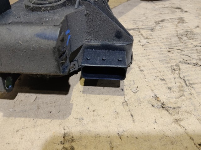 Alfa Romeo MiTo, Fiat Grande Punto gázpedál 55702020