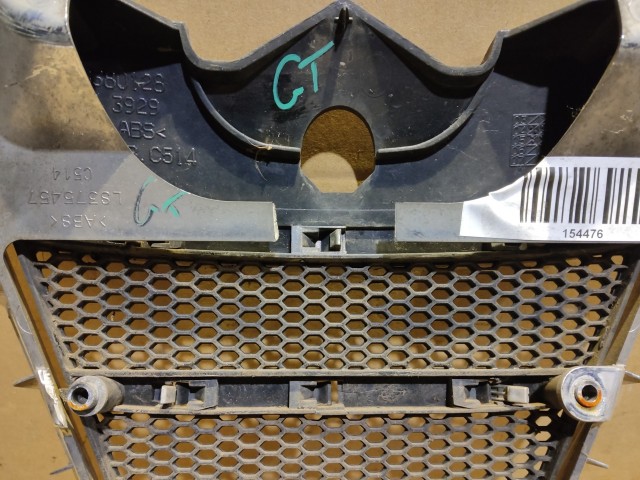 154476 Alfa Romeo Gt 2003-2010 díszrács a képen látható sérüléssel 71736462