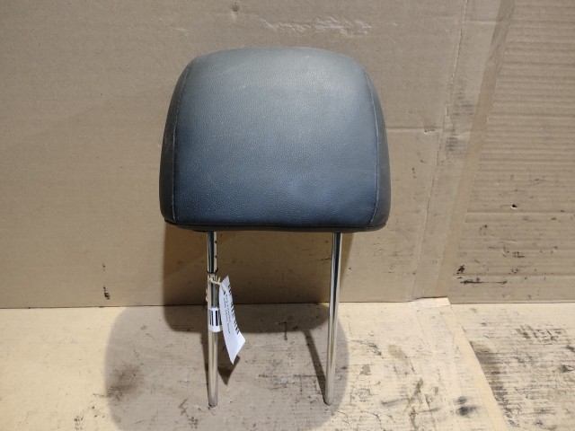 104259 Hyundai I 30 2007-2011 első bőr fejtámla