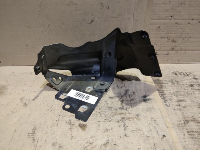 154620 Lancia Delta 2008-2014 bal első sárvédő tartó 51808584