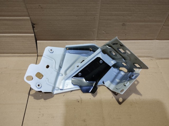 154786 Alfa Romeo Giulietta bal első sárvédő tartó 50509662