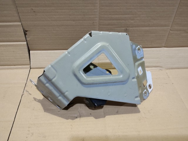 154786 Alfa Romeo Giulietta bal első sárvédő tartó 50509662