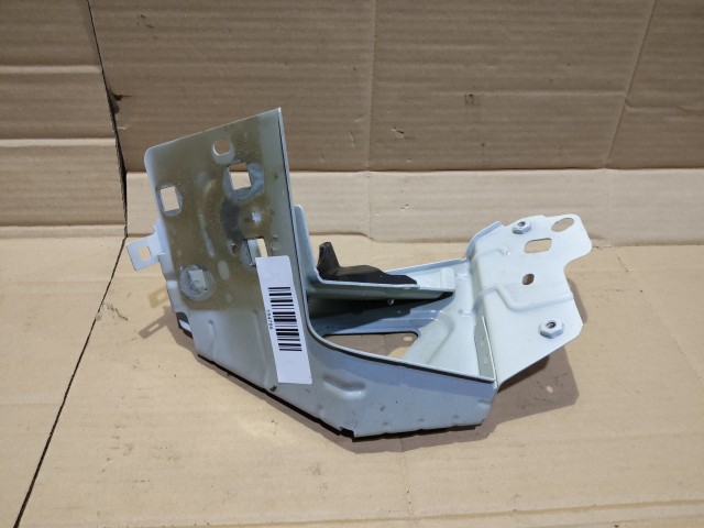 154786 Alfa Romeo Giulietta bal első sárvédő tartó 50509662