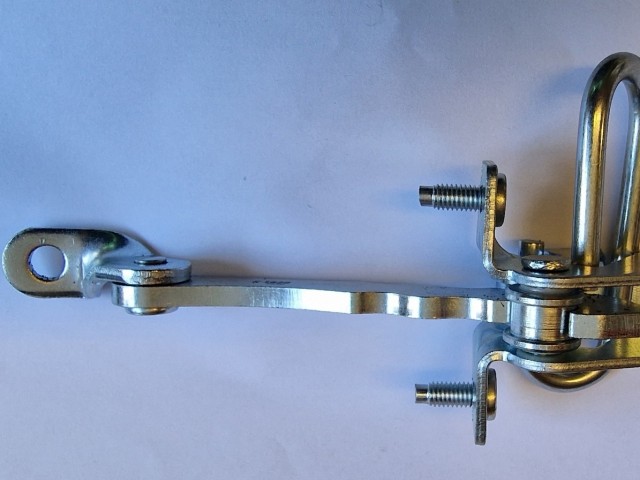 Alfa Romeo 147, Gt  utángyártott új, bal oldali ajtóhatároló 50512115