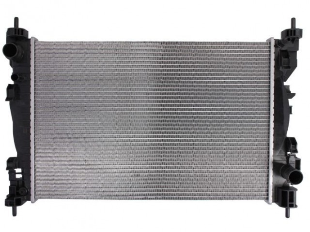 Alfa Romeo Giulietta 1750 Tbi utángyártott új vízhűtő