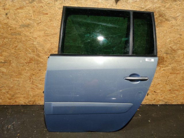 154948 Renault Espace 2002-2006 bal hátsó ajtó a képen látható sérülésekkel!!!